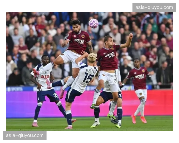 西汉姆联25分保级形势严峻,客场进攻乏力且关键球员缺阵影响战力 西汉姆联25分保级形势严峻,客场进攻乏力且关键球员缺阵影响战力