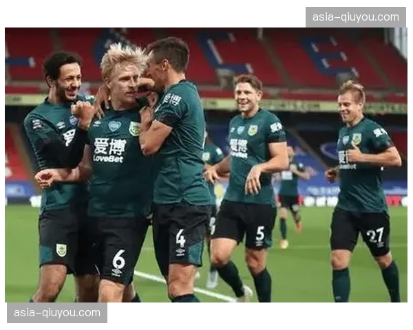 布伦特福德埃弗顿同积47分，黑马球队冲击队史首次欧战